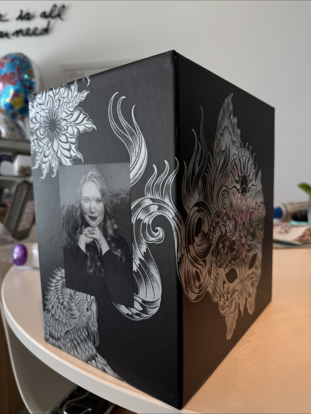 A Court of Thorns and Roses Box Set - photo 2