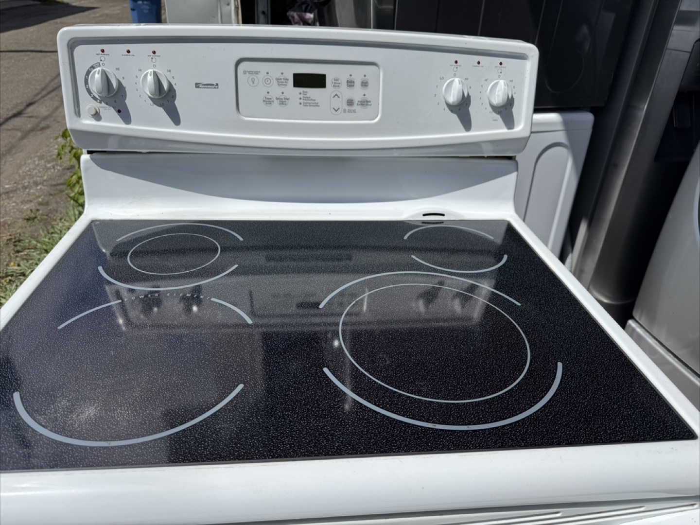 Kenmore Electric Range - photo 2