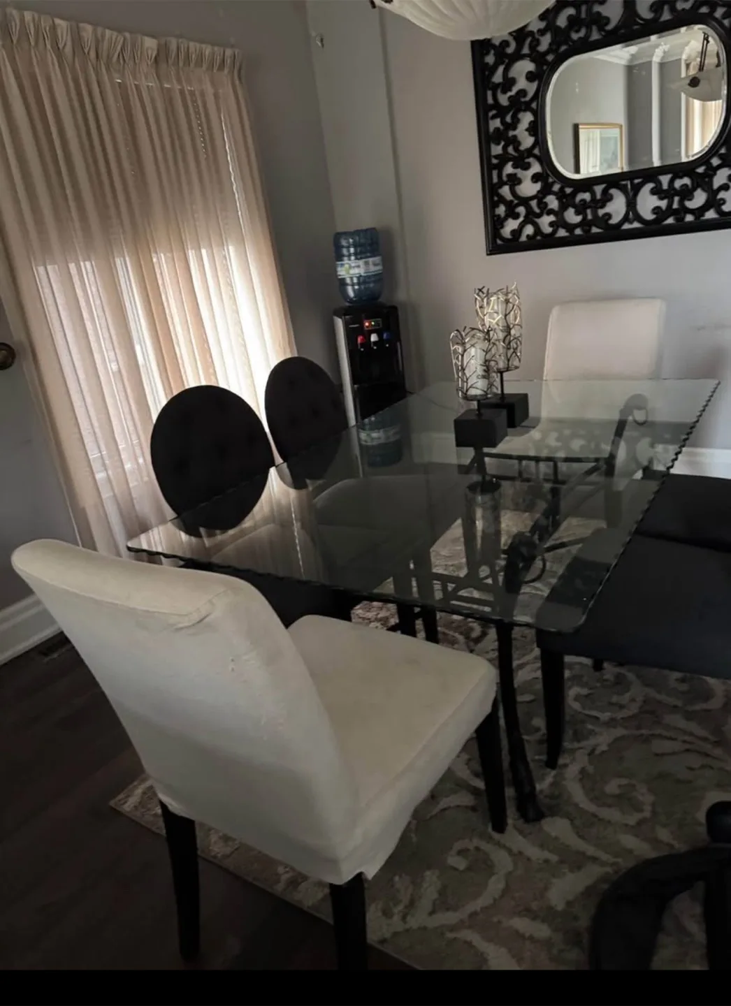 Glass-top dining table with six chairs image indicator(2)