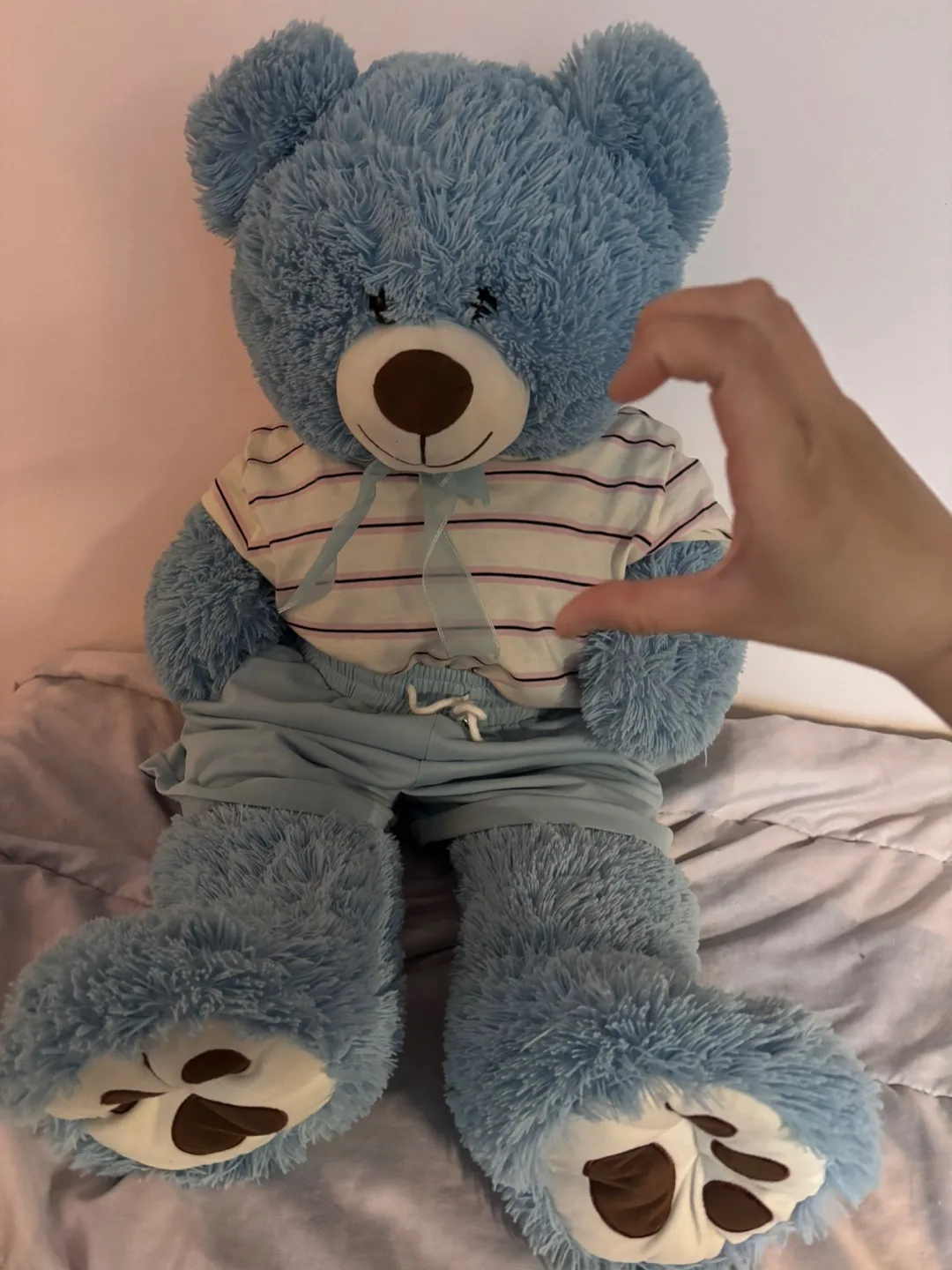 HUGE Bear Stuffed Animal Toy image indicator(2)