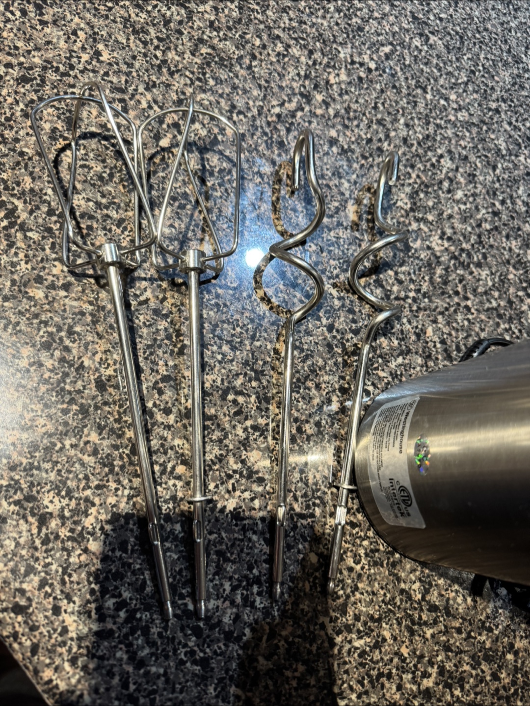Westinghouse 5-Speed Hand Mixer with Attachments - photo 3