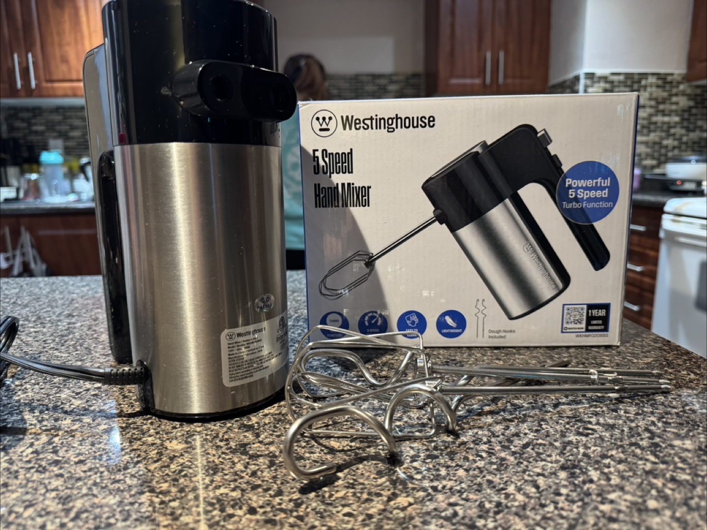 Westinghouse 5-Speed Hand Mixer with Attachments - photo 5