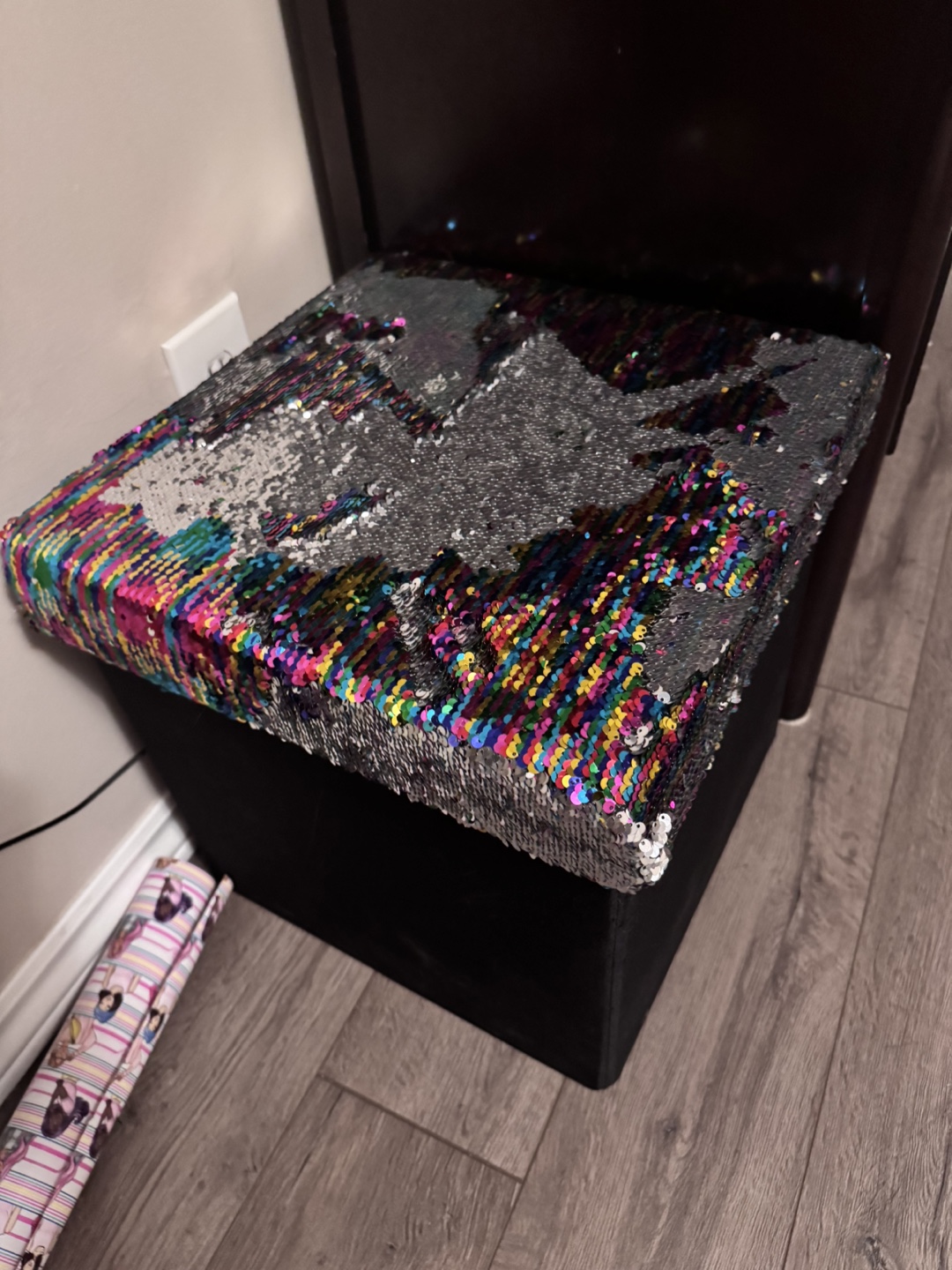 Sequin Storage Ottoman - photo 2