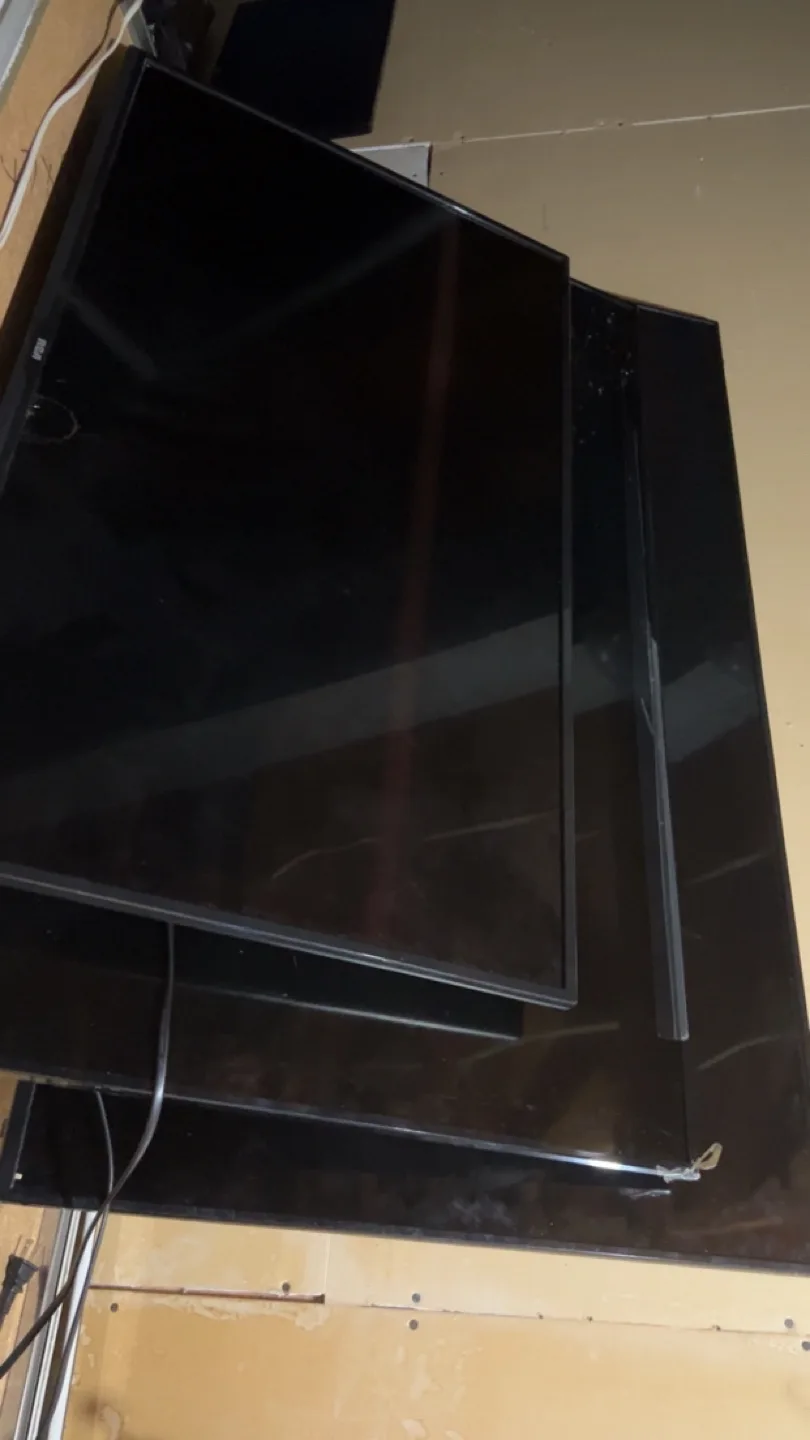 Three Used TVs - Bundle Deal PARTS! thumbnail