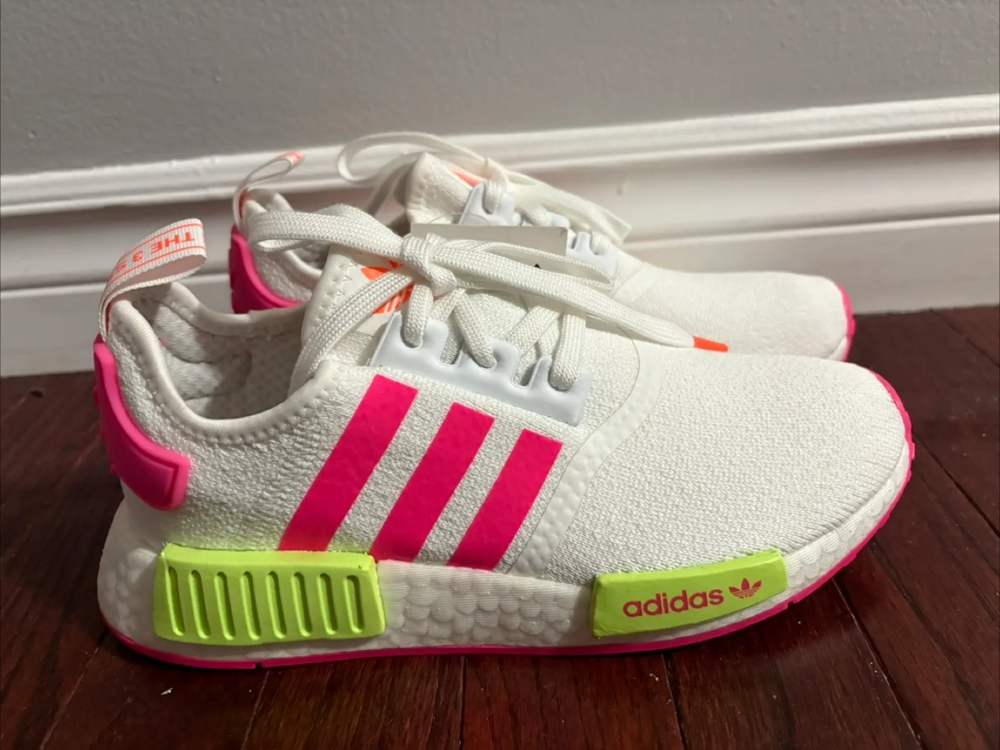 Adidas NMD_R1 Shoes - BRAND NEW thumbnail