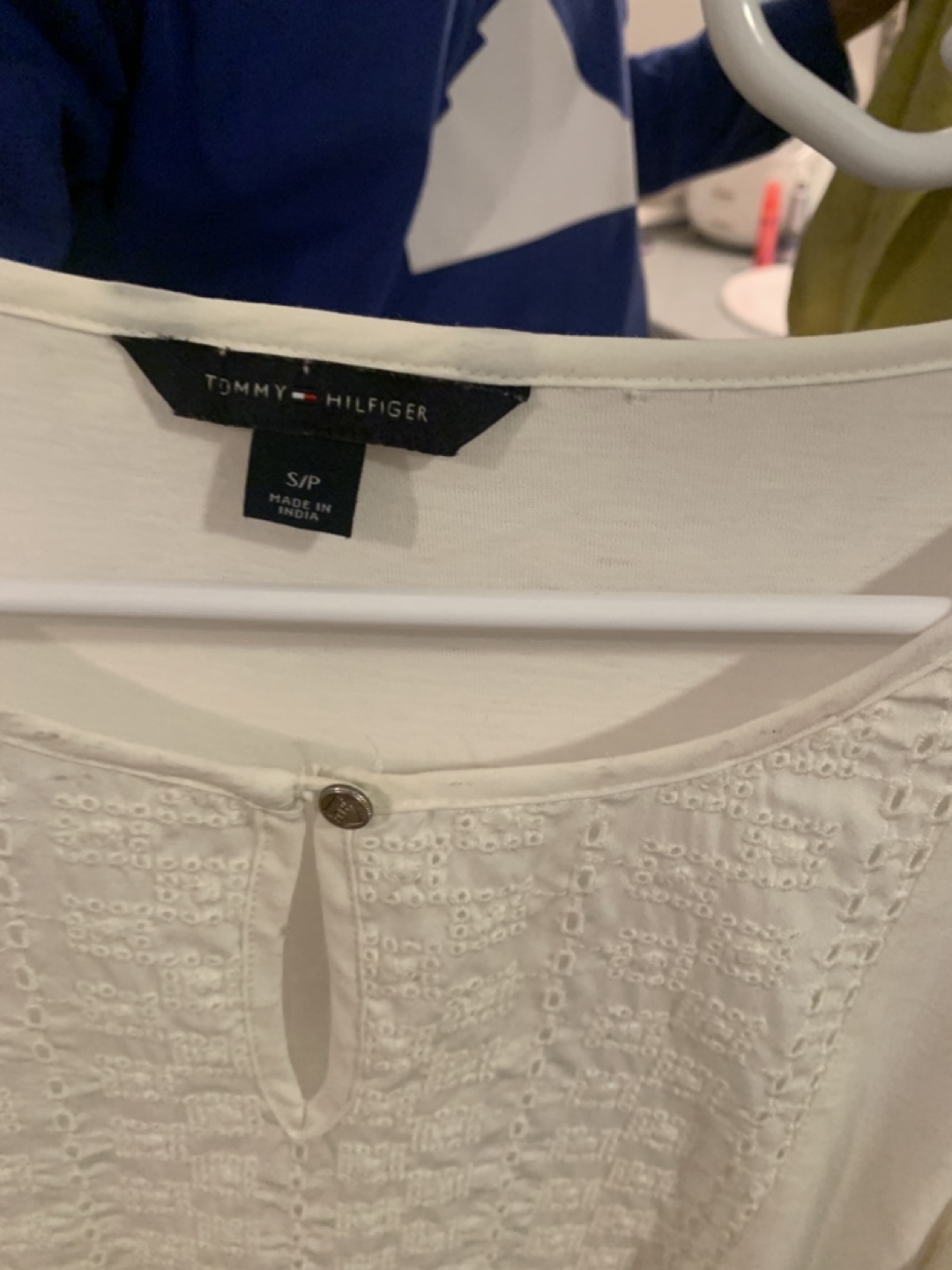 Tommy Hilfiger Women's Size Small Off-White Blouse