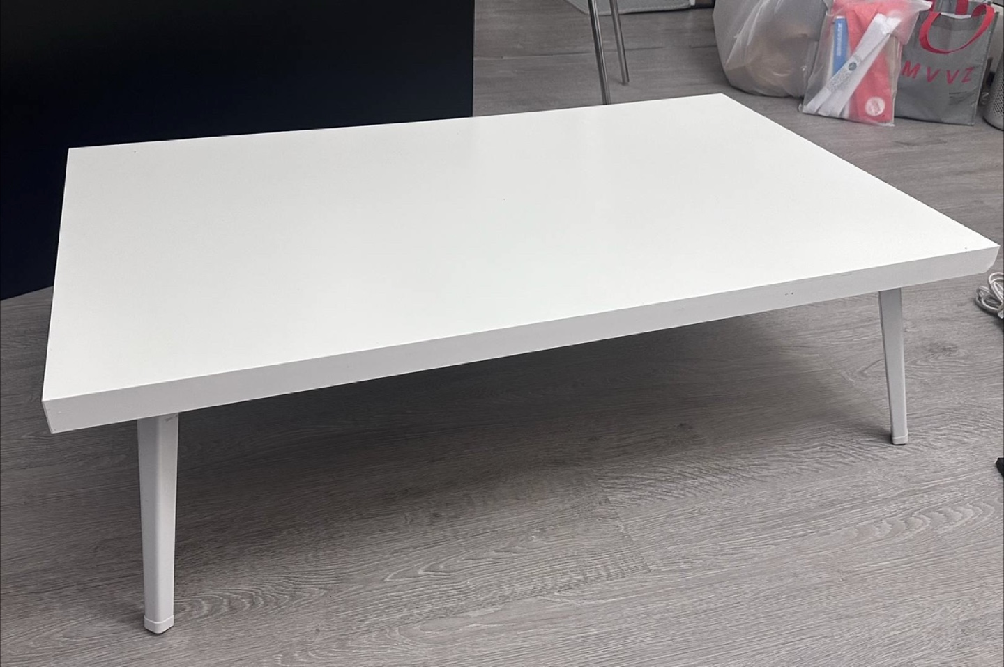 White Foldable Coffee Table - photo 2