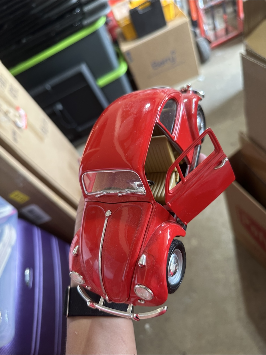 Lot of 4 1:18 Scale Model Cars - photo 4
