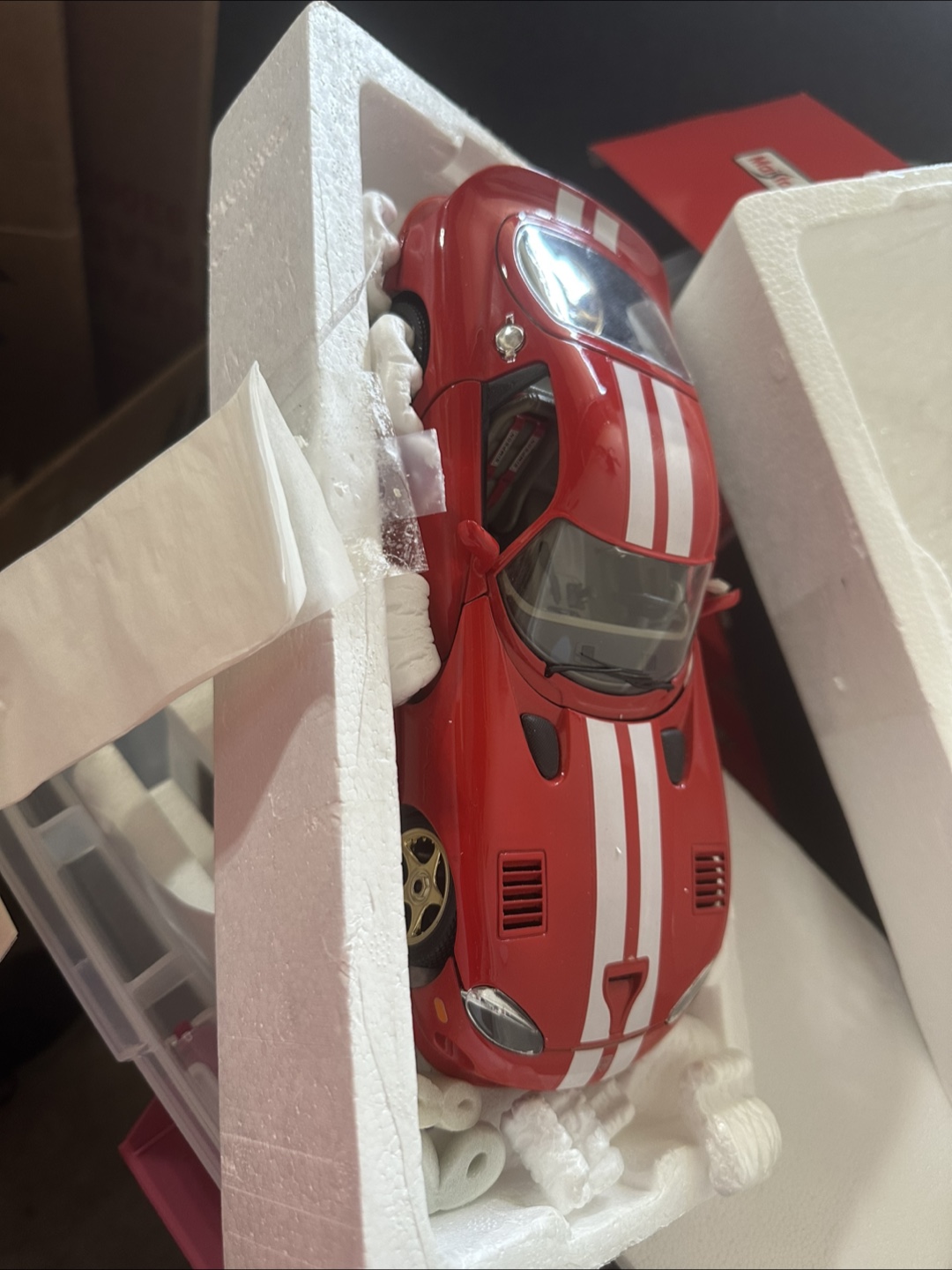 Lot of 4 1:18 Scale Model Cars - photo 3
