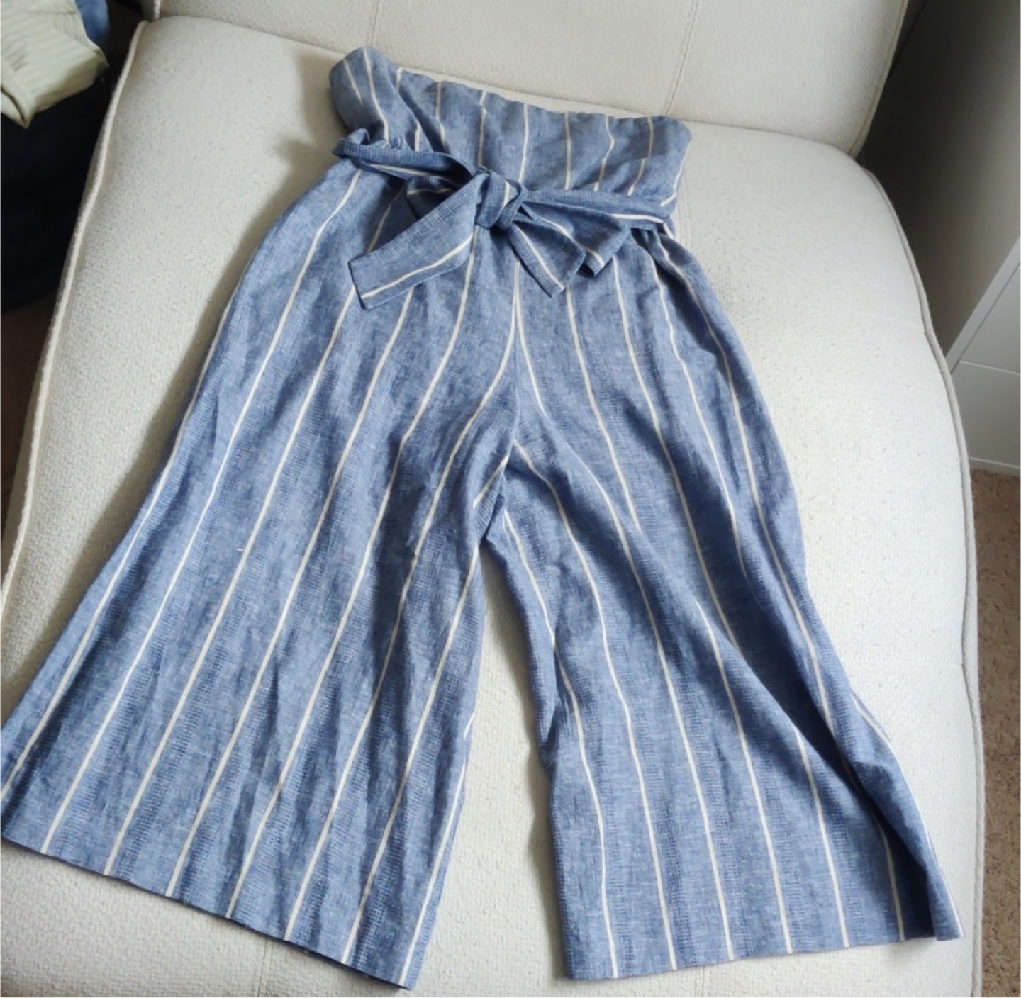 Alice + Olivia Blue Striped Linen Culotte Jumpsuit Size 6 - photo 2
