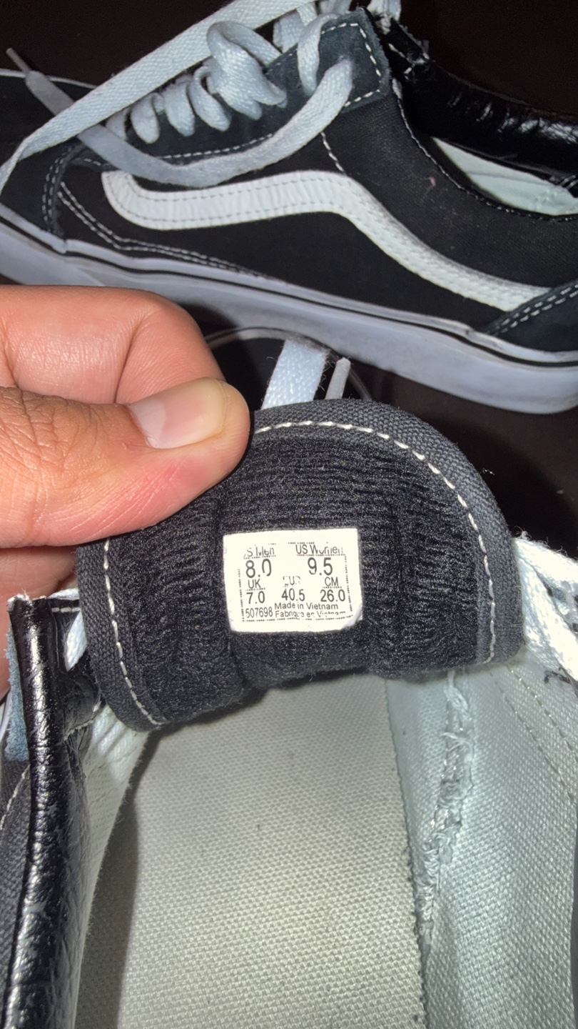 Vans Old Skool Sneakers - Size 9.5 - photo 3