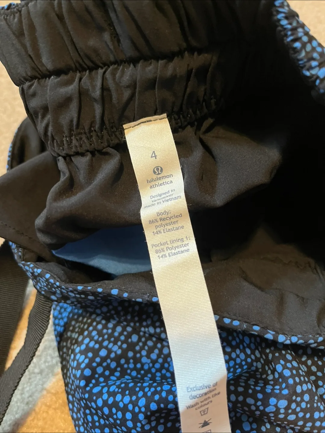 Lululemon Shorts Size 4 image indicator(4)