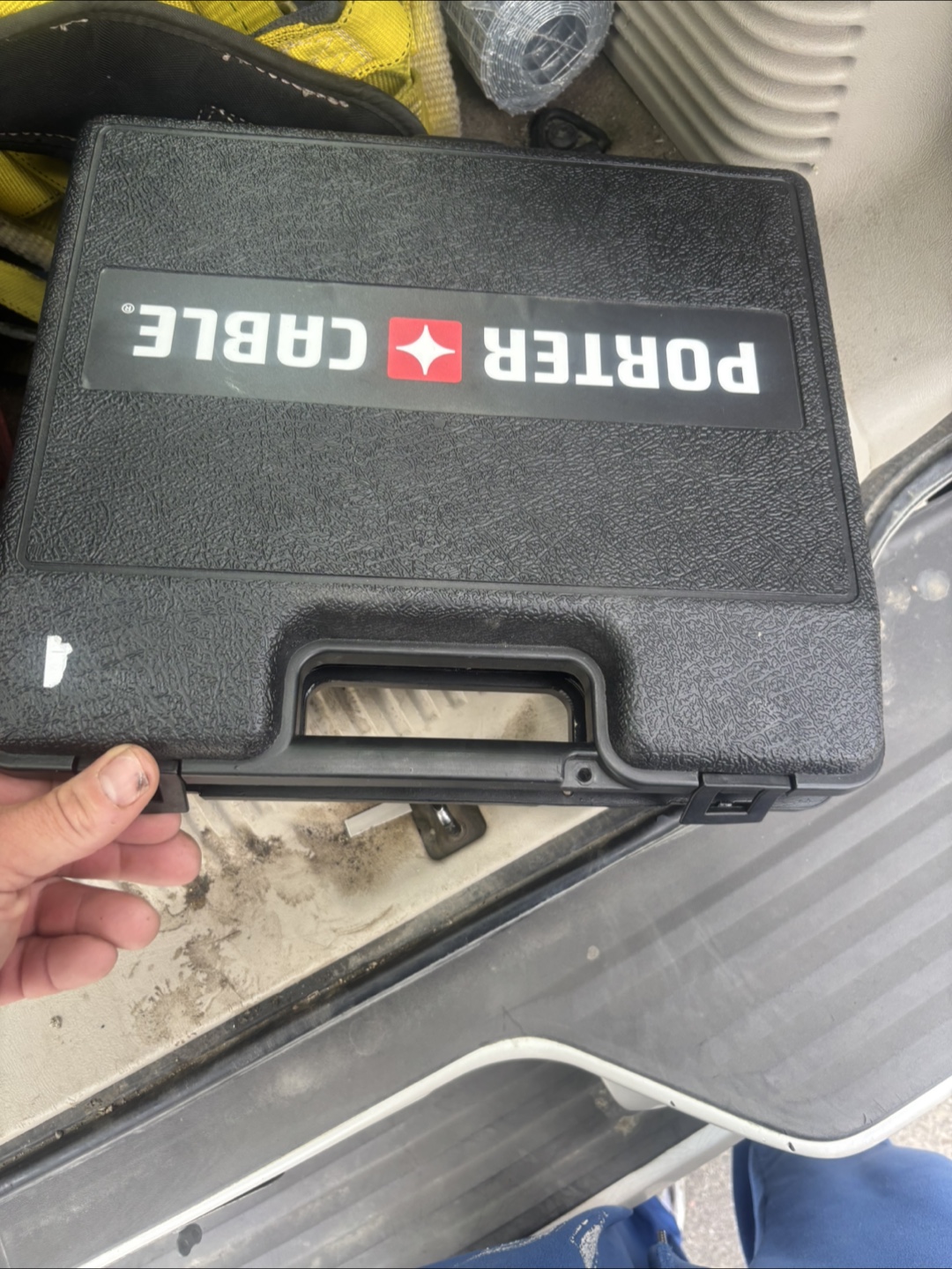 Porter-Cable 18-Gauge Brad Nailer - photo 2