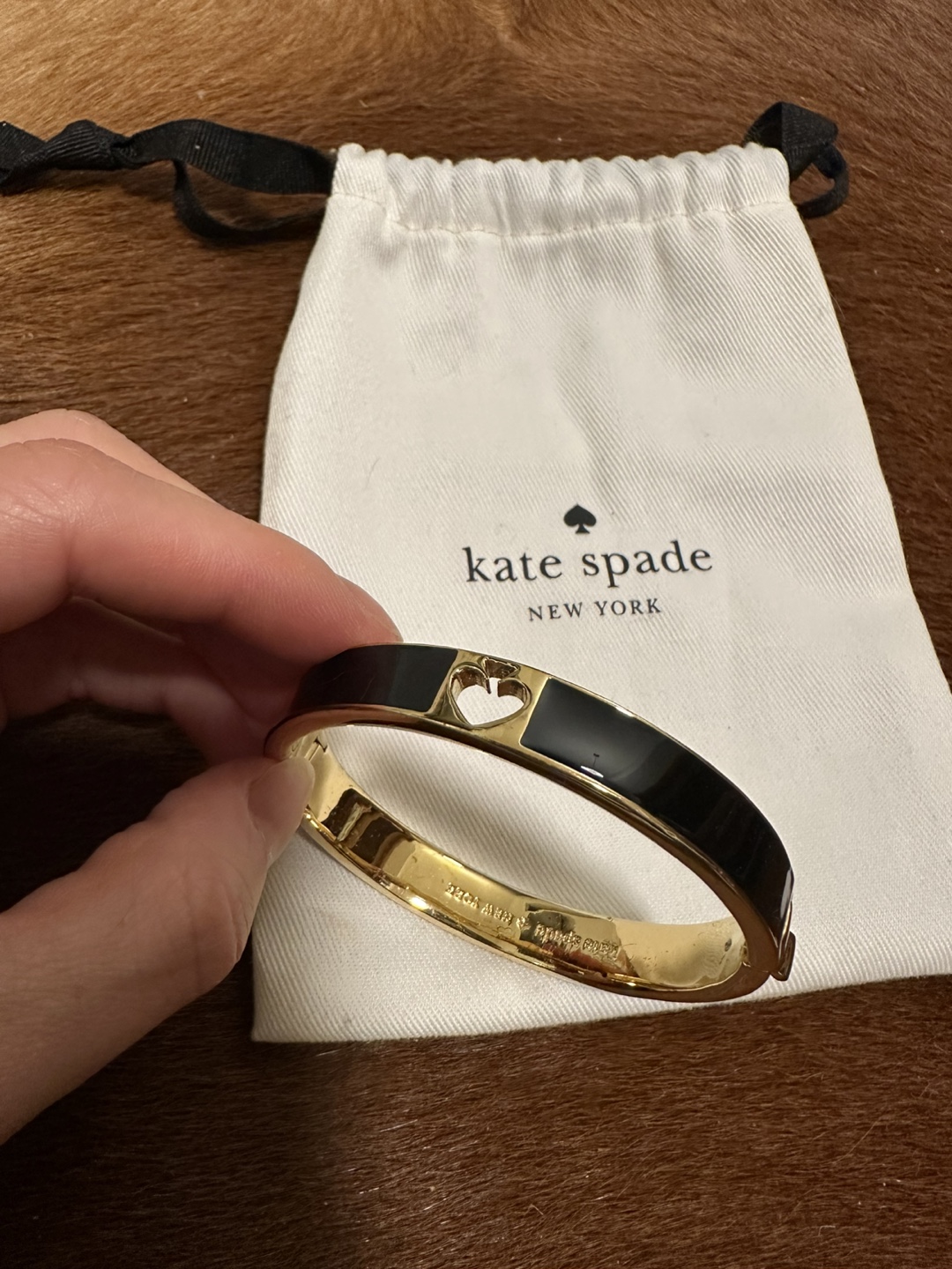 Kate Spade New York Black and Gold Hinged Bangle Bracelet - photo 2