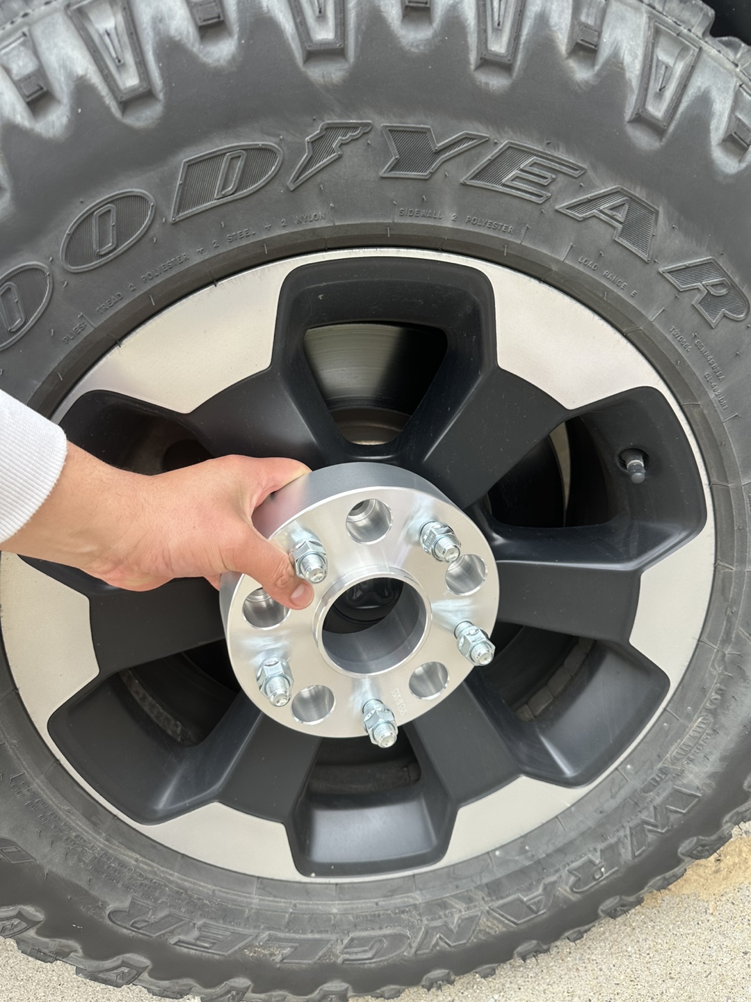 5x5.5 to 5x5.5 Wheel Adapters 2013-2018 ram 1500 - photo 2