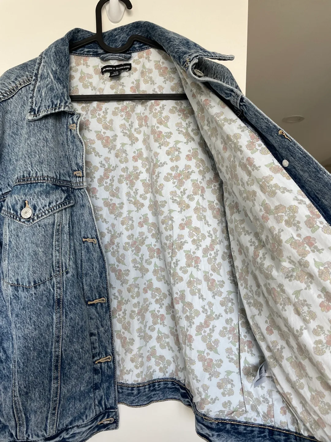 Joe Fresh x Jillian Harris Acid Wash Denim Jacket image indicator(2)