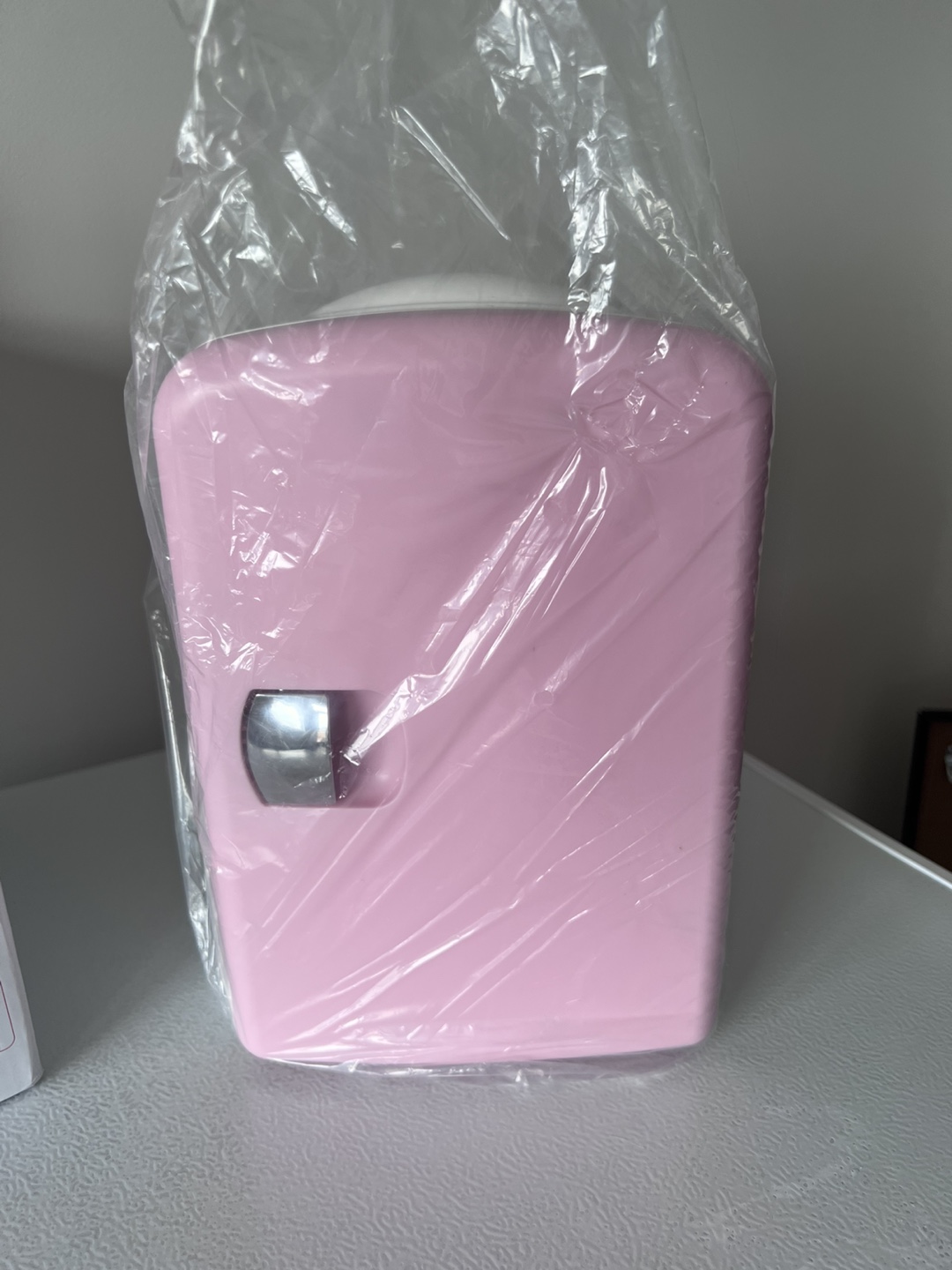 Personal Chiller Mini Fridge - Pink - photo 2