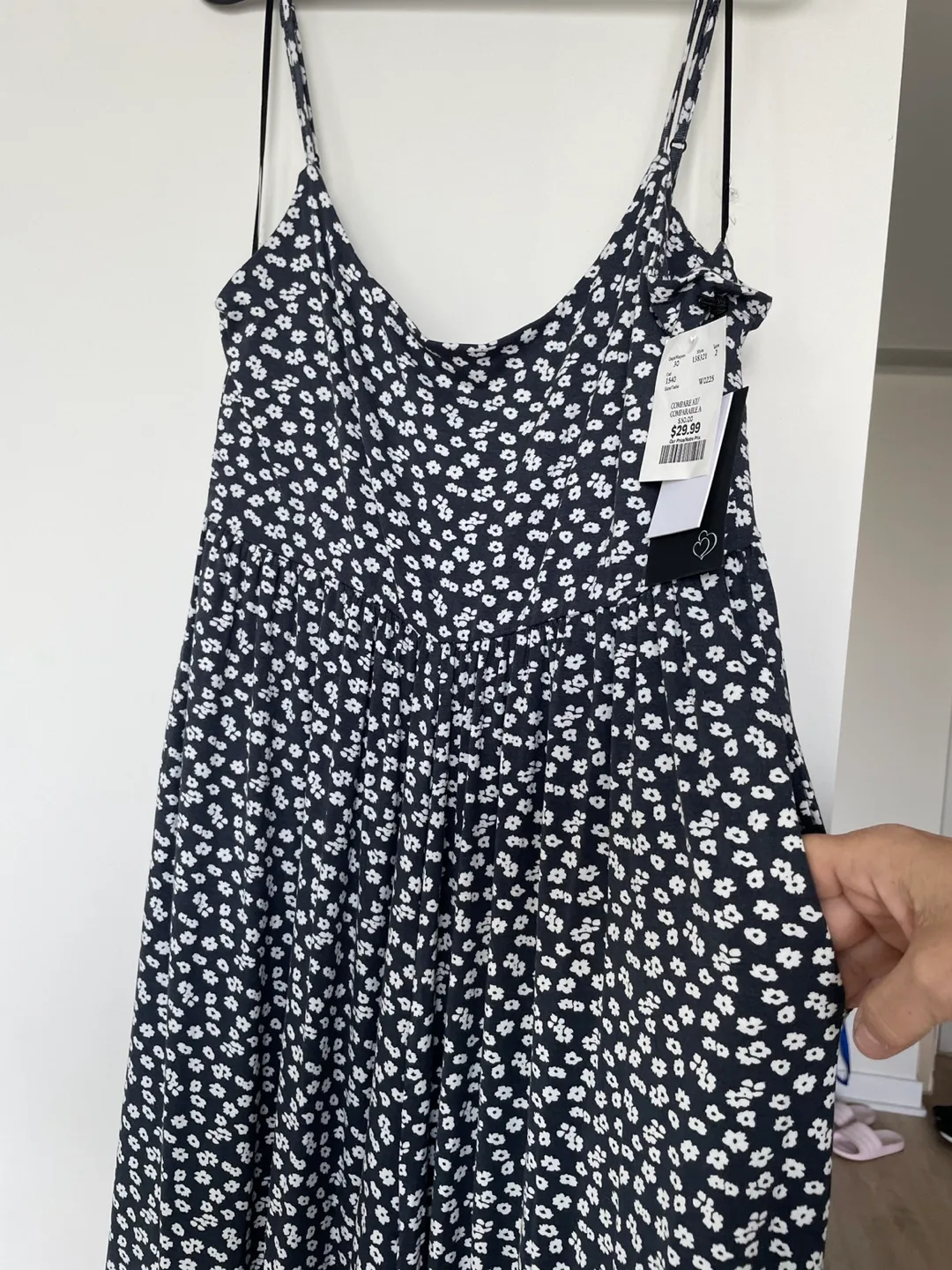 J.O&Co. Black and White Floral Print Wide Leg Jumpsuit image indicator(2)