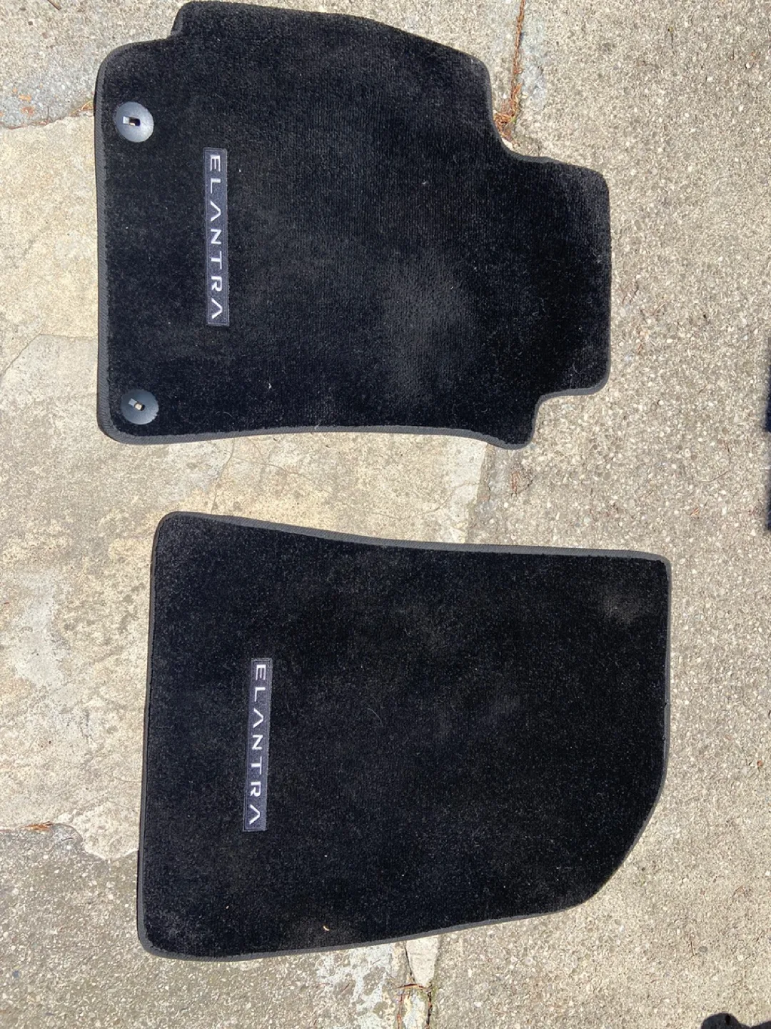 Hyundai Elantra 2018 Floor car Mats image indicator(2)