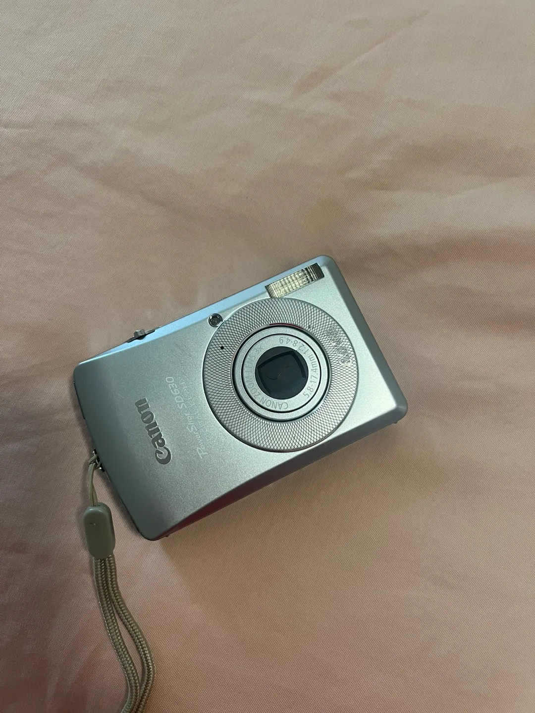 Canon PowerShot SD630 Digital ELPH Camera thumbnail