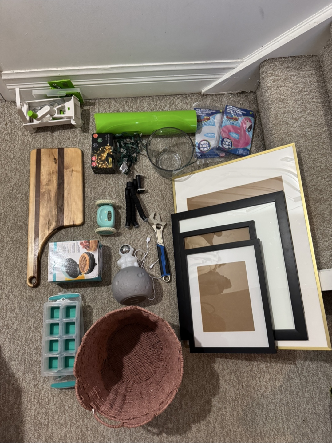 $5 moving sale