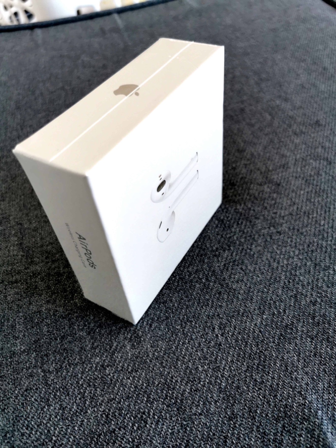 AirPods 2 - photo 2