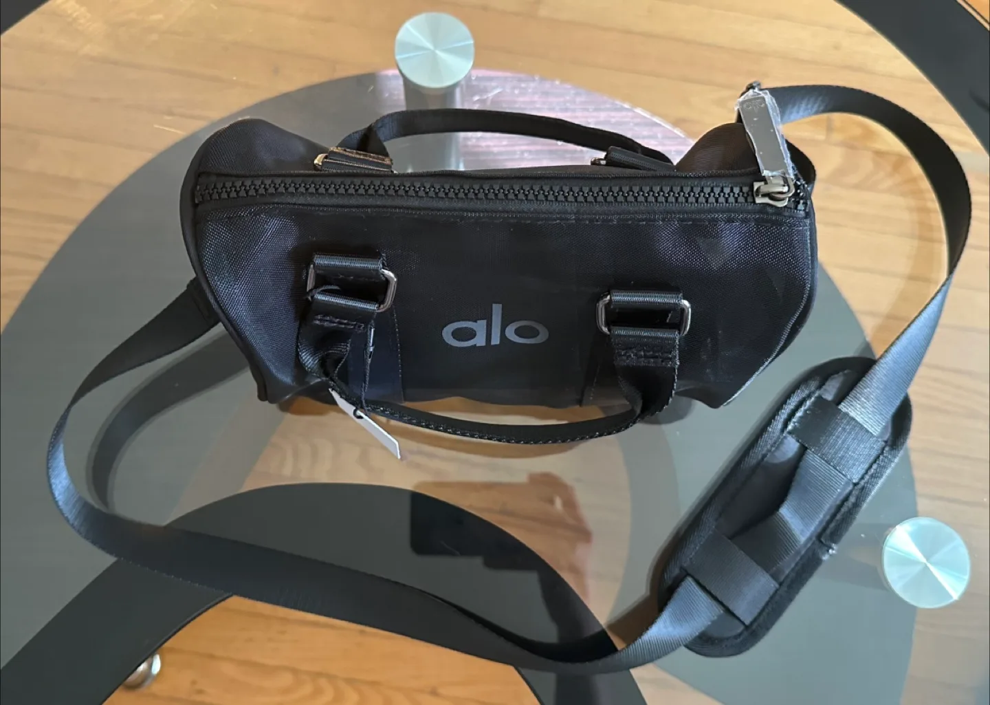 Alo Yoga Mini Sheer Duffle Bag - Black image indicator(3)