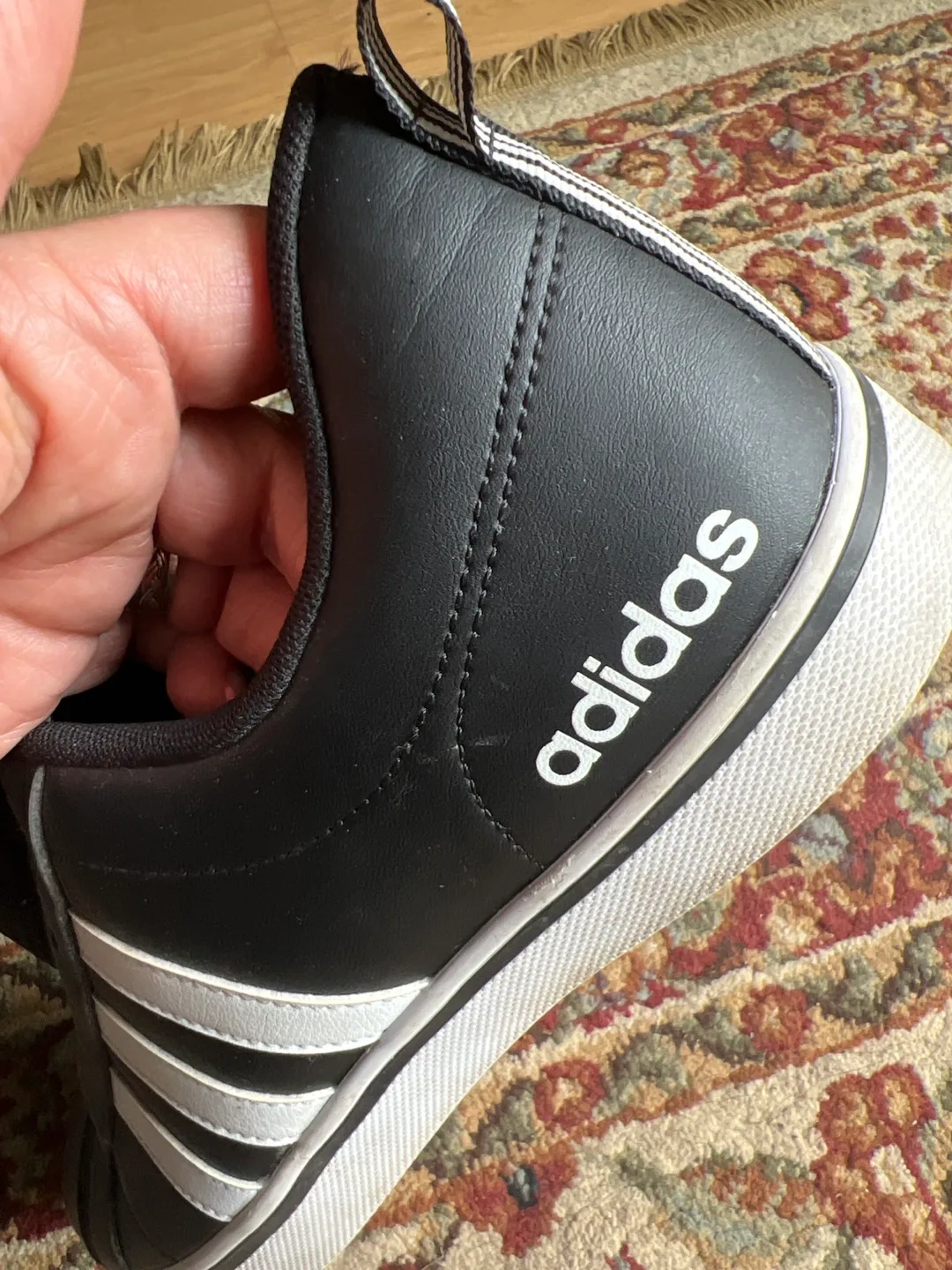 Adidas Men's Black Sneakers - Size 10 image indicator(3)