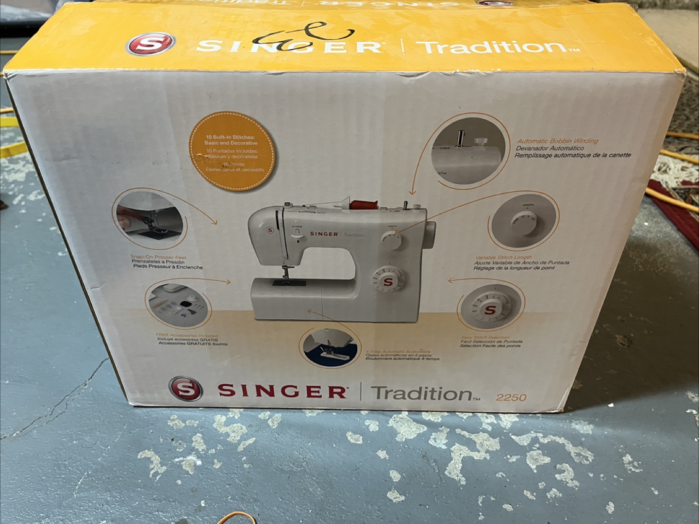 Singer Tradition 2250 Sewing Machine