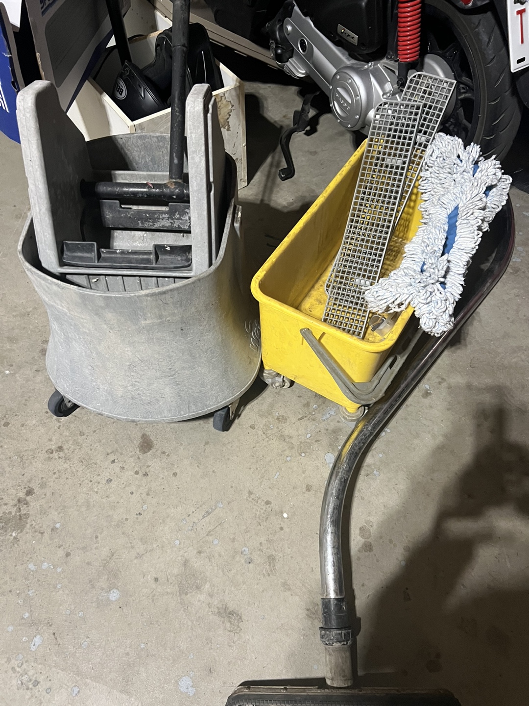 Cleaning Supply Set - Mop Bucket and Caddy