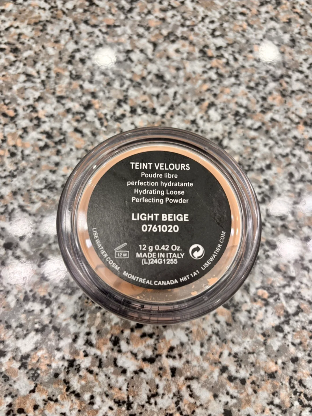 Lise Watier Teint Velours Hydrating Loose Perfecting Powder image indicator(4)