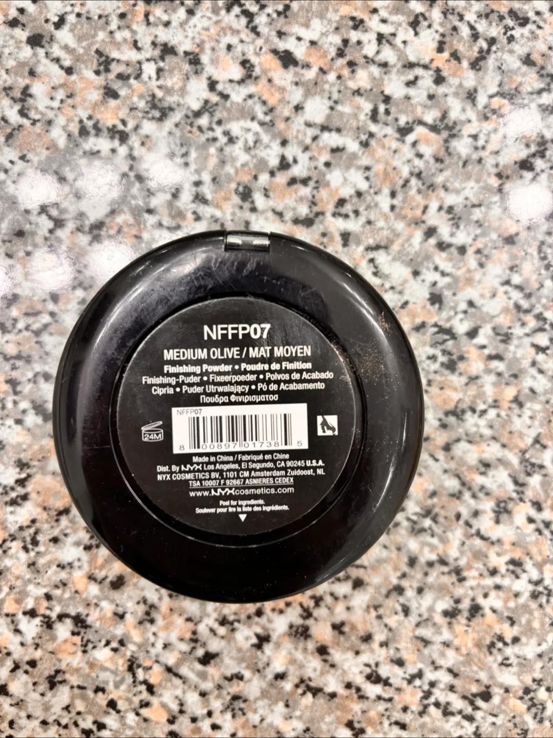 NYX  #nofilter Finishing Powder - Medium Olive image indicator(2)