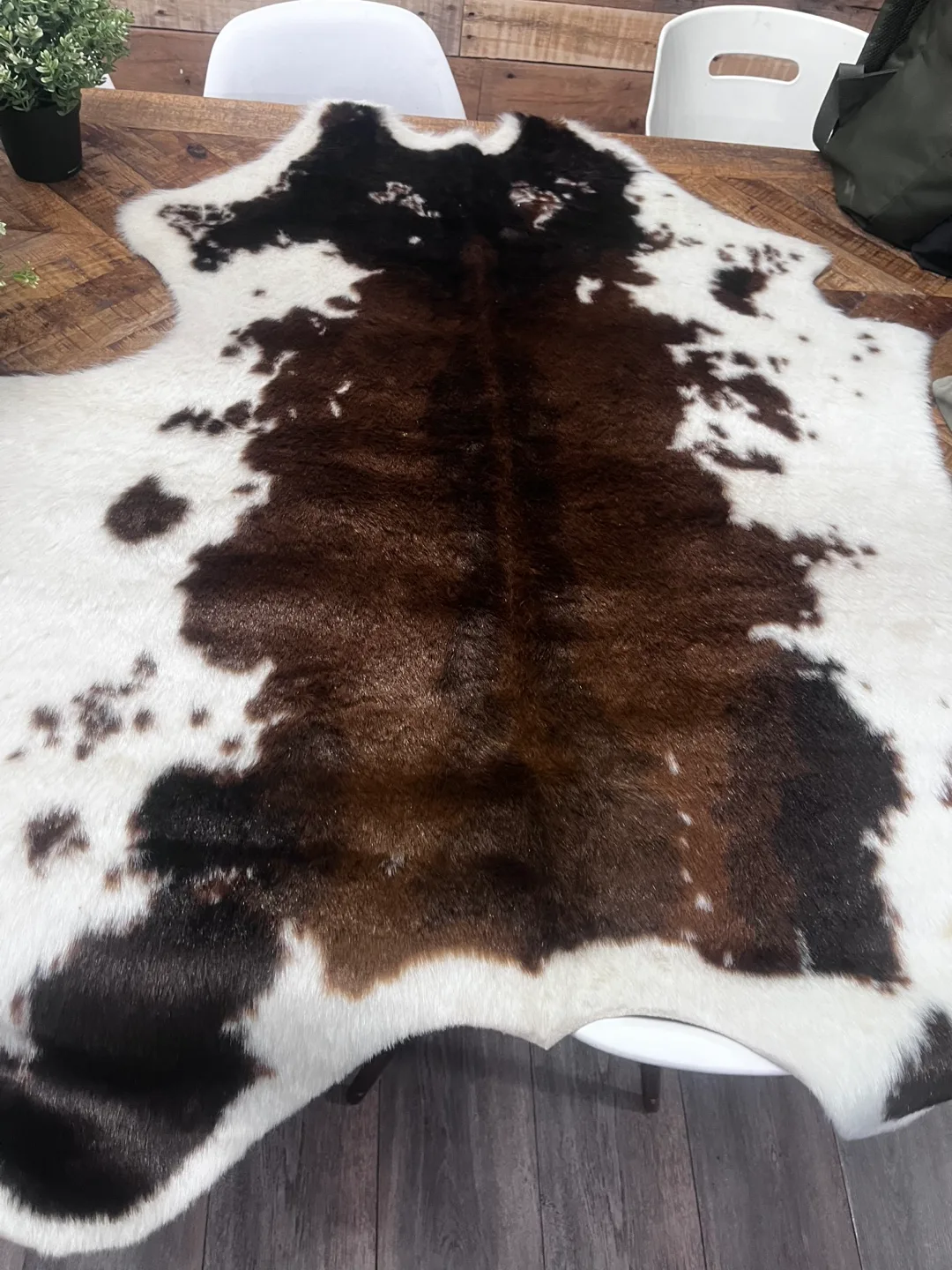 Silhouette Home Cowhide Area Rug thumbnail