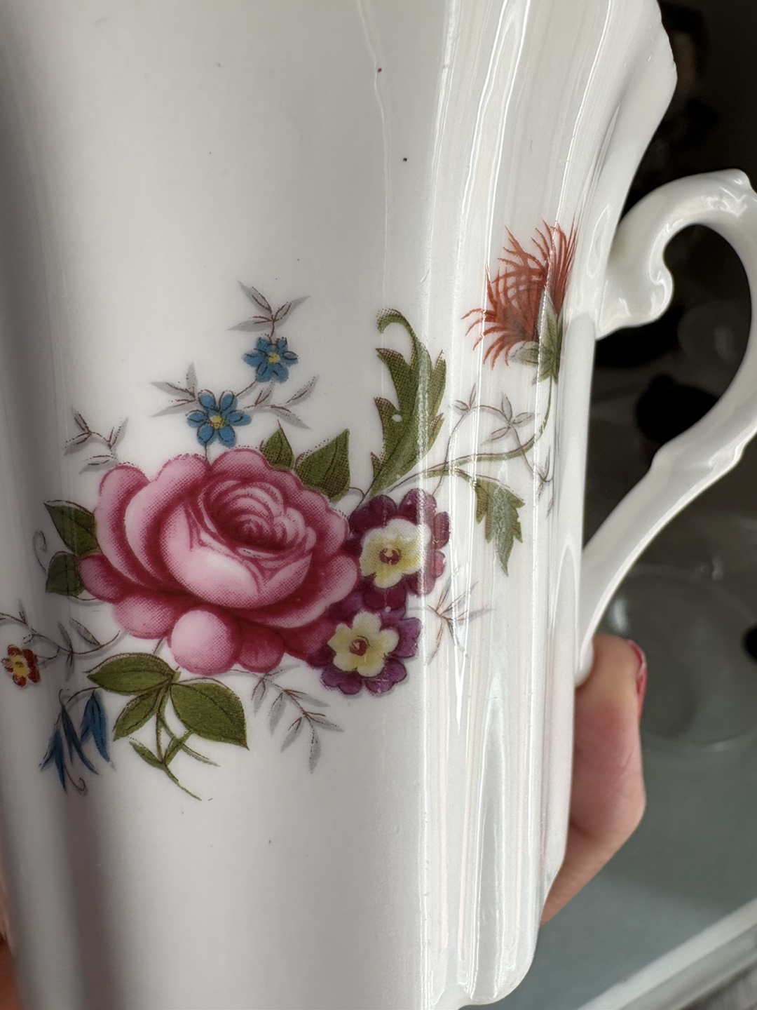 Vintage Royal Grafton Bone China Teacup - photo 3