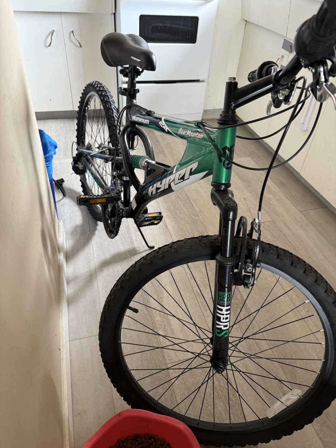 Hyper Bear Mountain 24" Aluminum Mountain Bike - photo 5