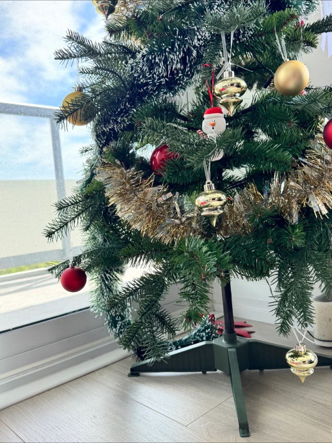 IKEA Artificial Christmas Tree + ornaments + lights image indicator(4)