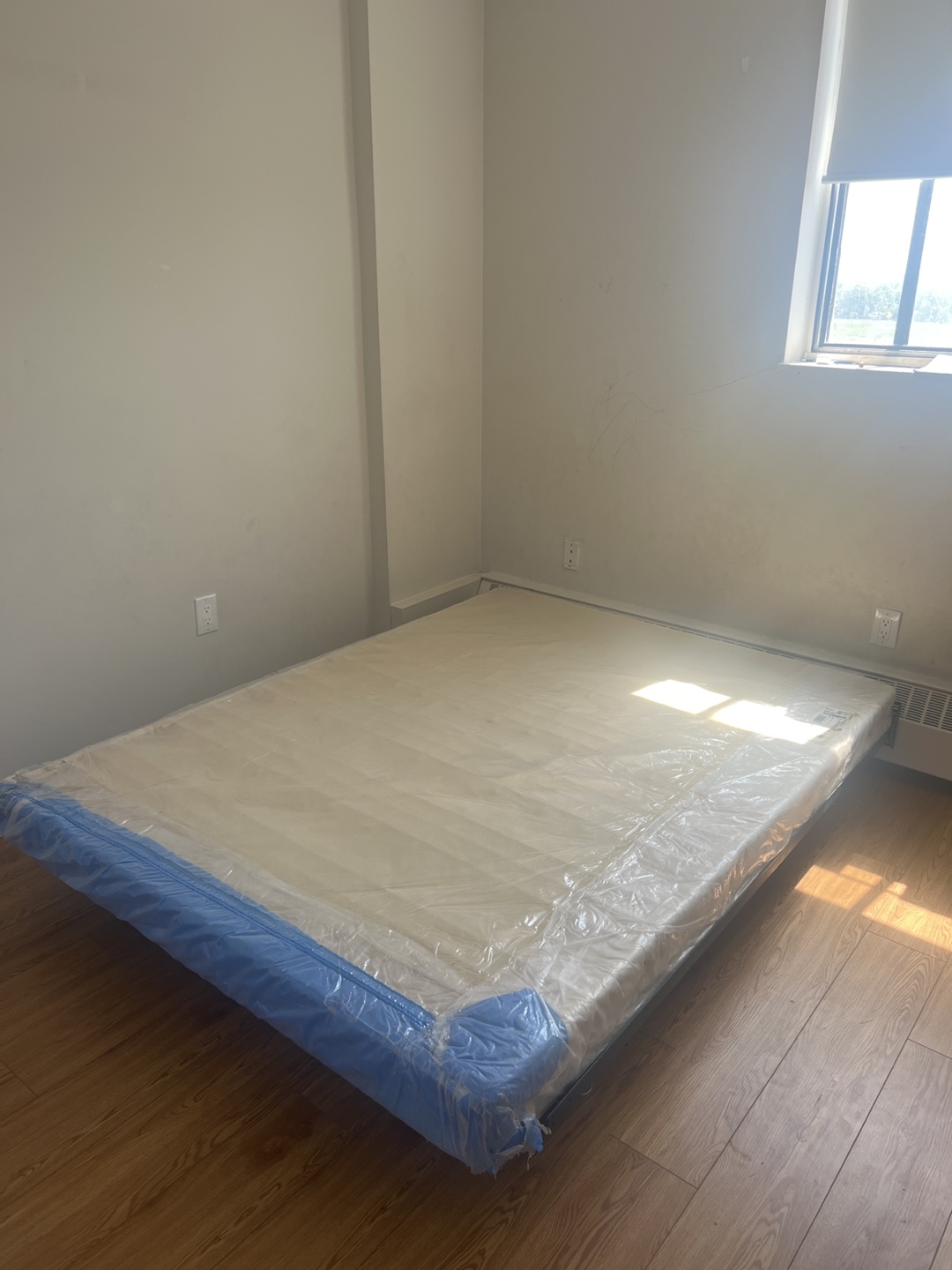 Queen Size Box Spring and Frame - photo 3