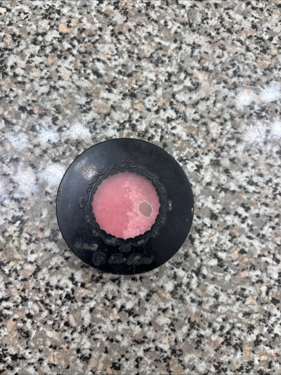 Too Faced Pink Provocateur Blush image indicator(3)