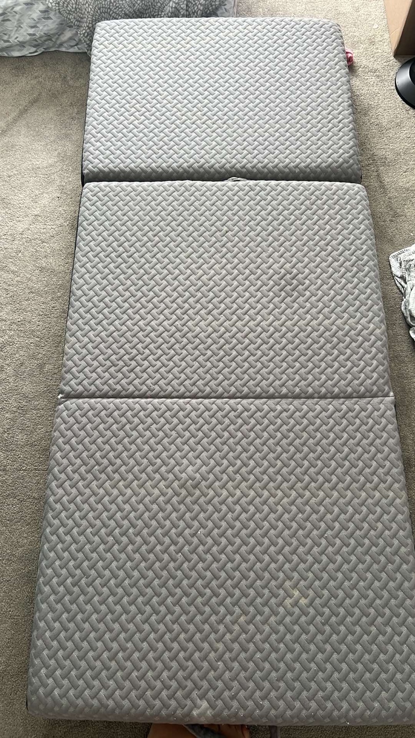 MOVING SALE-Foldable Mattress - photo 2