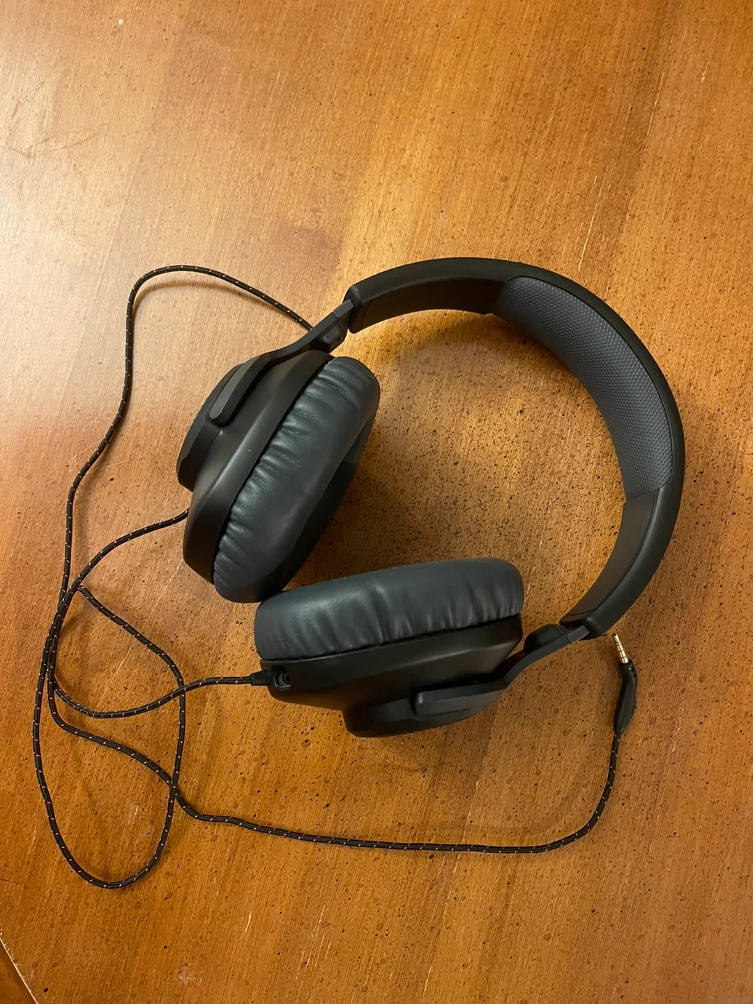 JBL Headphones thumbnail