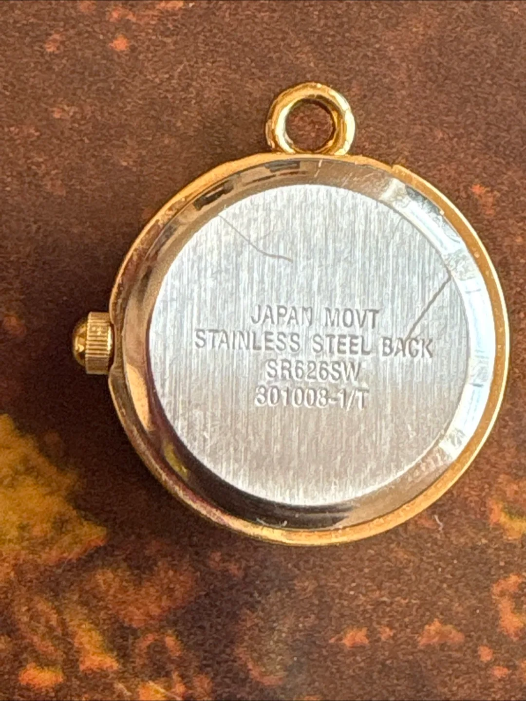 Vintage GoldQuartz Pendant Watch with Crystals image indicator(2)