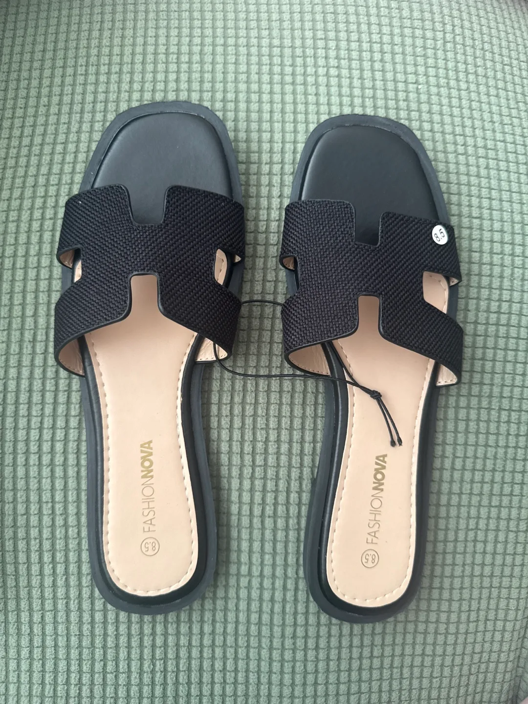 Brand New FashionNova H-Style Slides 8.5 thumbnail
