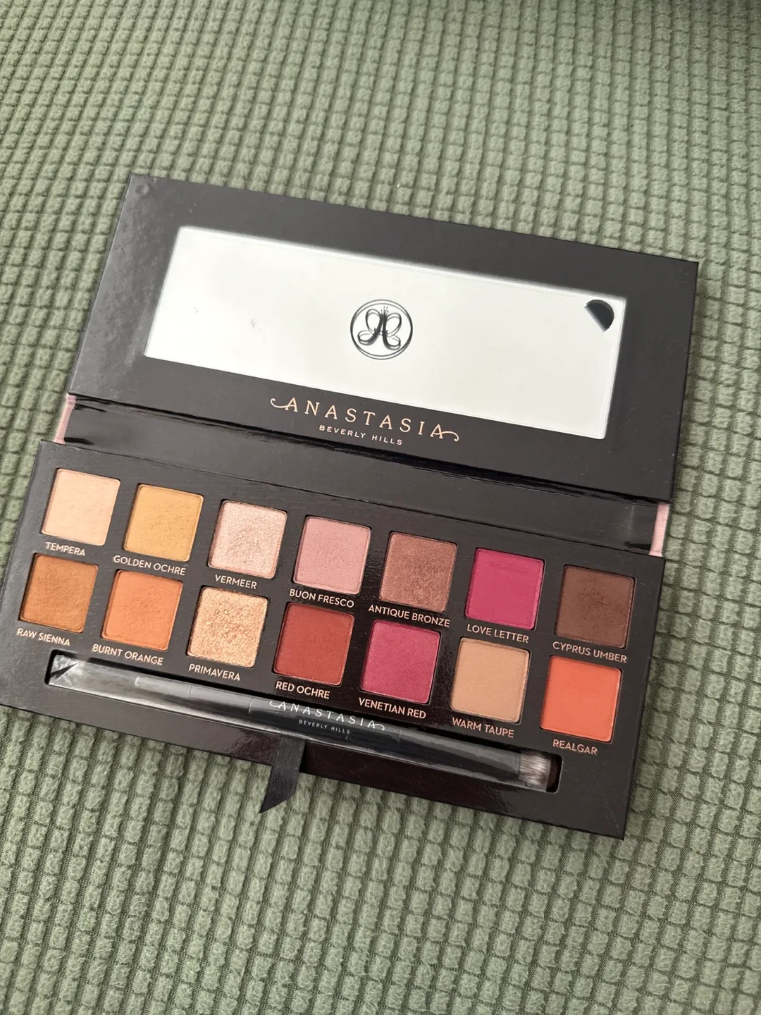 Anastasia Beverly Hills Modern Renaissance Palette thumbnail