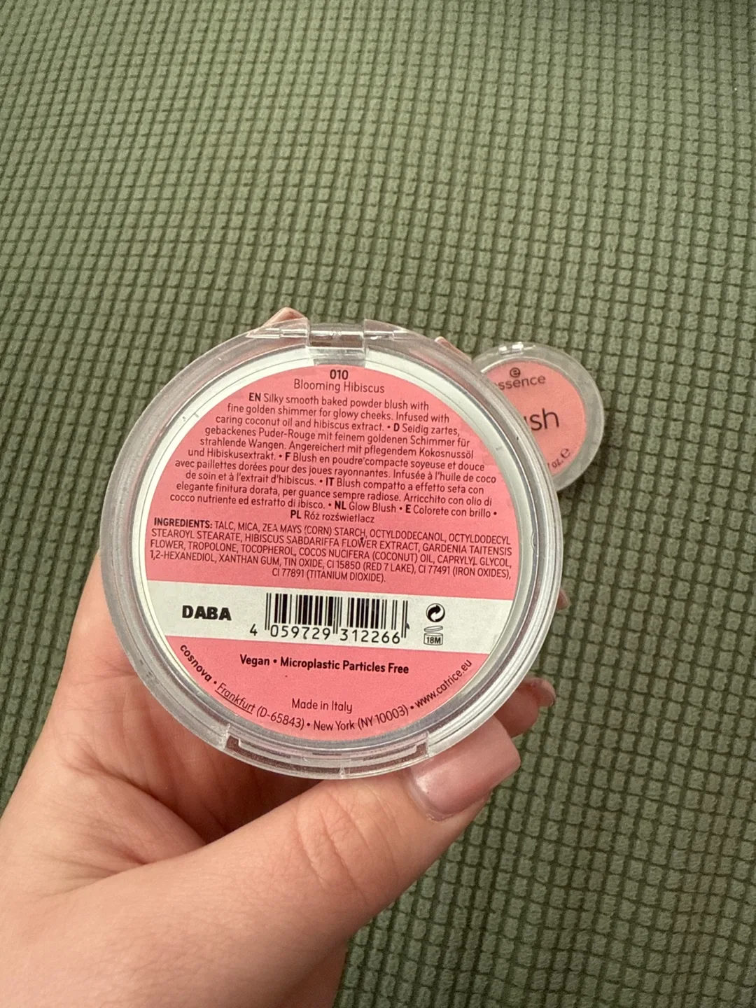 Makeup Bundle: Eyeshadow Palettes & Blushes image indicator(7)