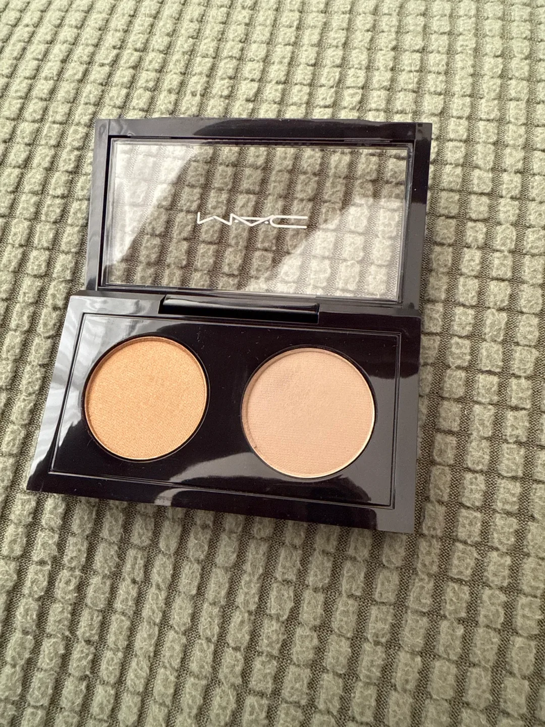 MAC Eyebrow Duo (blonde) thumbnail