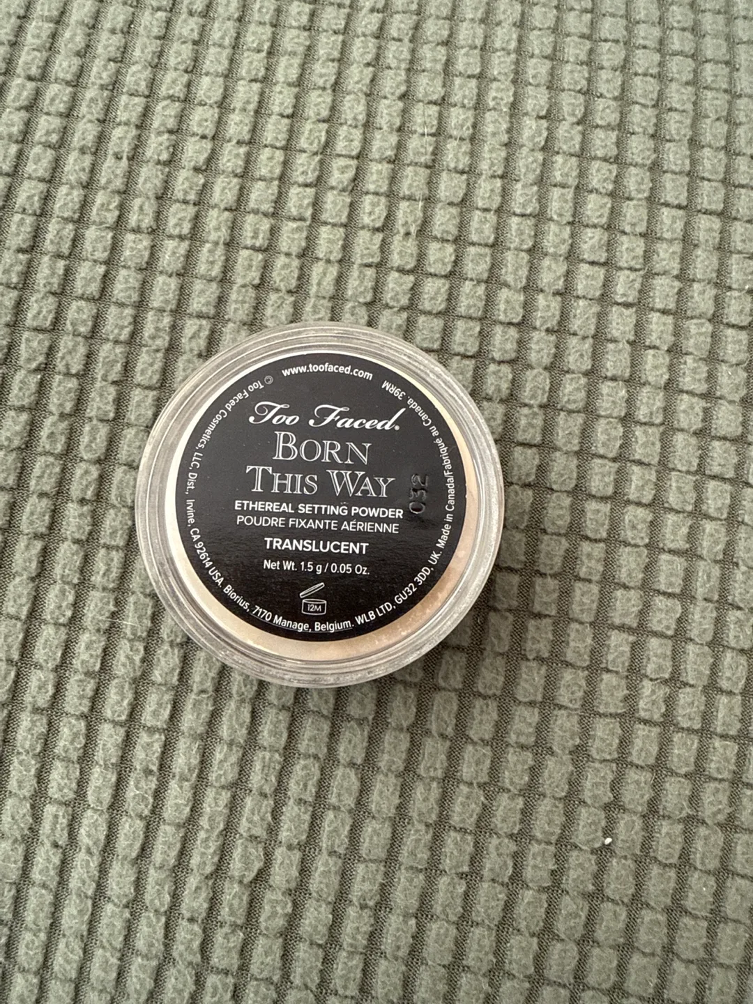Too Faced Born This Way Ethereal Setting Powder - Translucent thumbnail