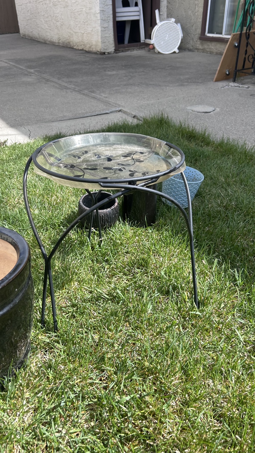 Small plant holder for 10 inch pot