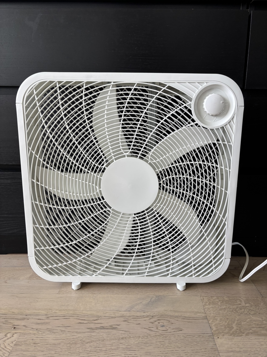For Living 20-inch 5-Blade Box Fan