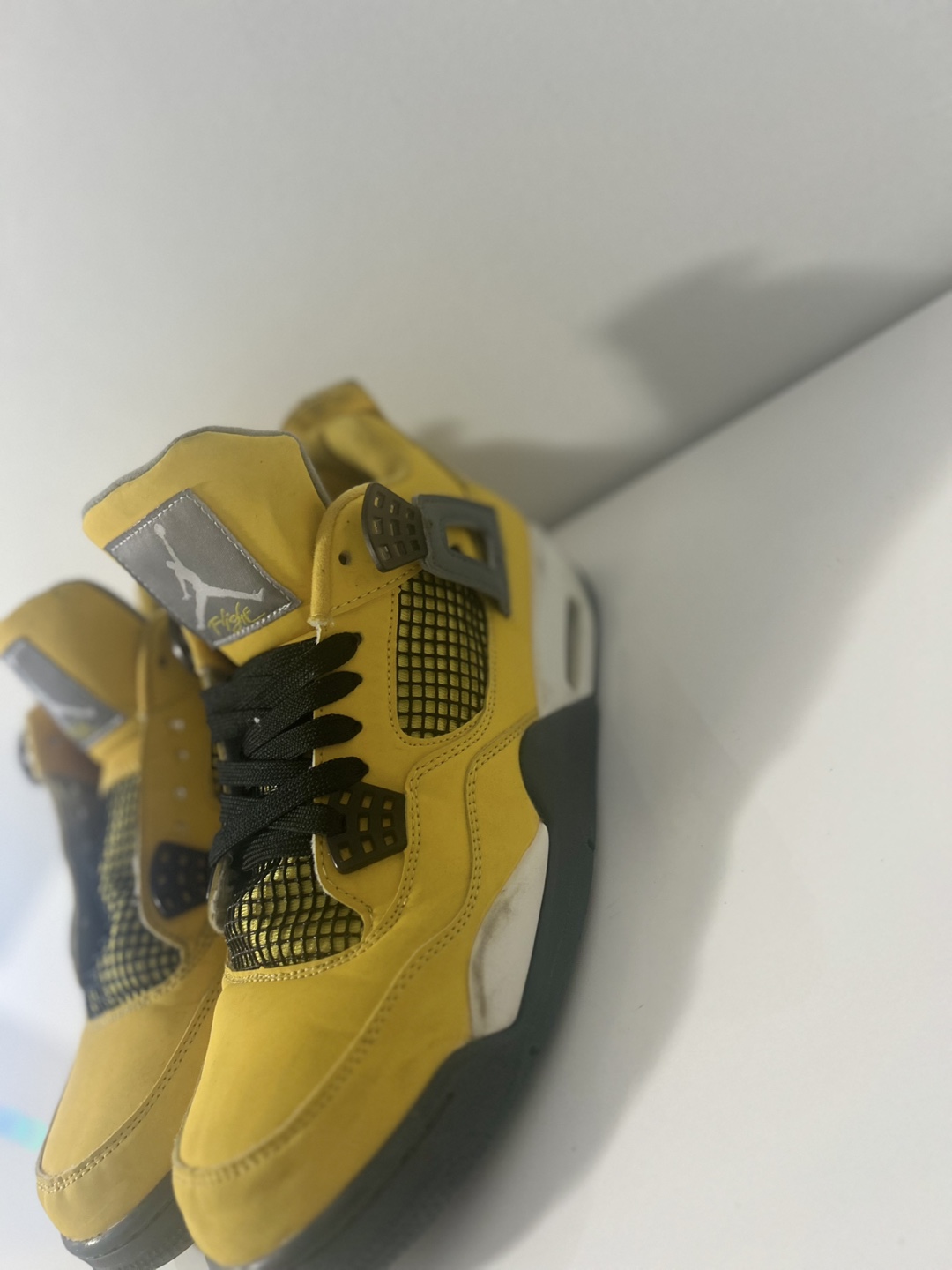 Air Jordan 4 Retro 'Yellow'