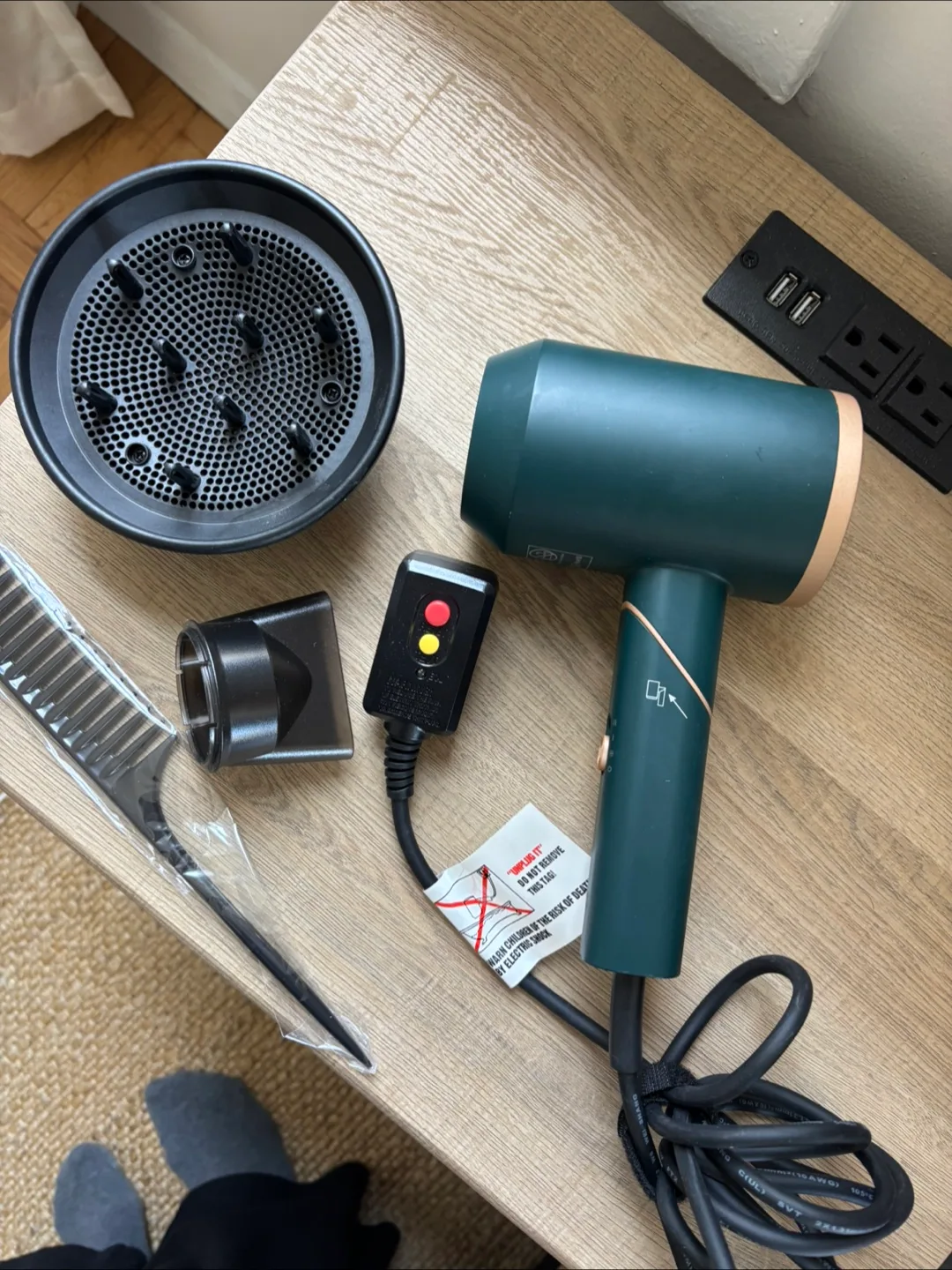 Green Hair Dryer with Diffuser thumbnail